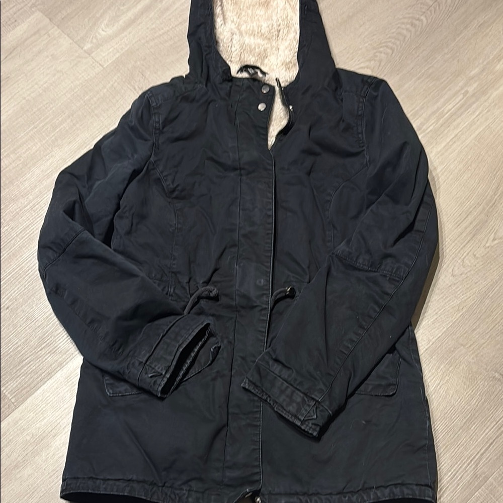 Divided Black Utility Jacket with Hood and Durable Material